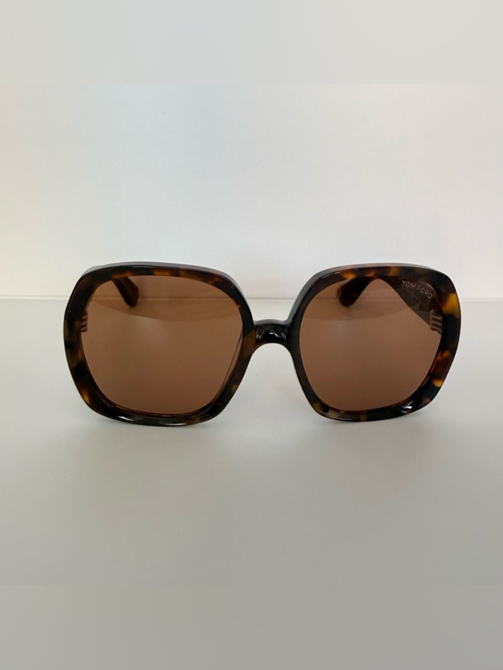 NEW!!! Tom Ford Saffron TF1221 52E oversized sunglasses Authentic